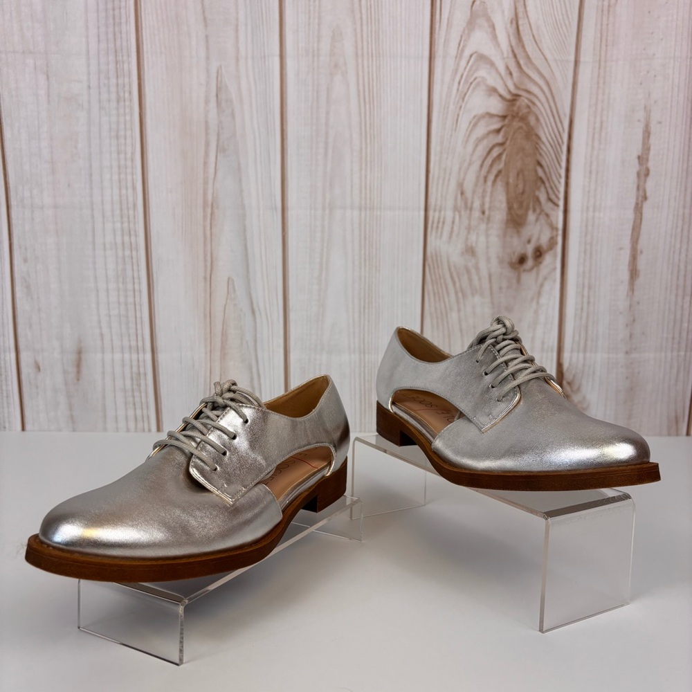 Sole Society Cobain Cutout Oxford Shoes Metallic Classic Flats Silver Size 8 - Picture 3 of 14